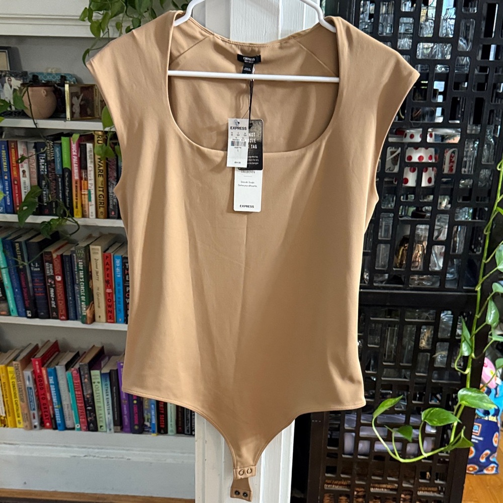 Express Camel Cap Sleeve Bodysuit - NEW